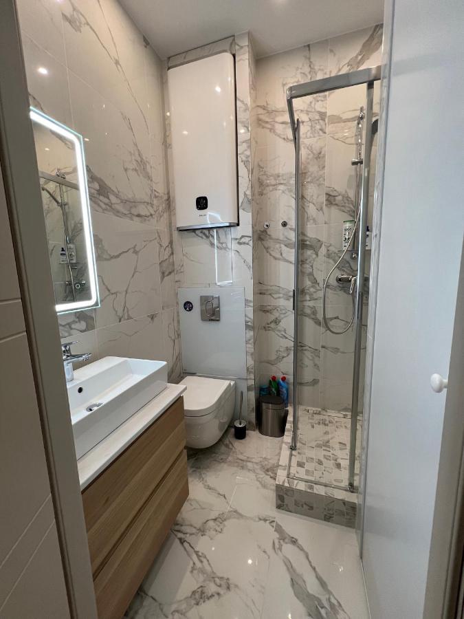 Newly Renovated Luxury Suite In The Center Of 戛纳 外观 照片